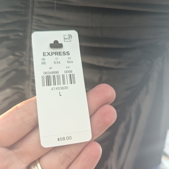 NWT Express Black Ruched Short Sleeve Top - Picture 2 of 8